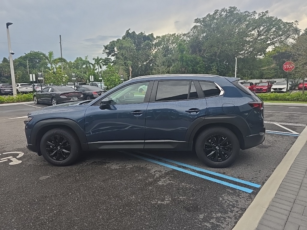 2025 Mazda CX-50 2.5 Select photo 3