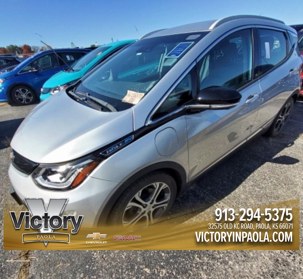 2017 Chevrolet Bolt EV Premier's photo