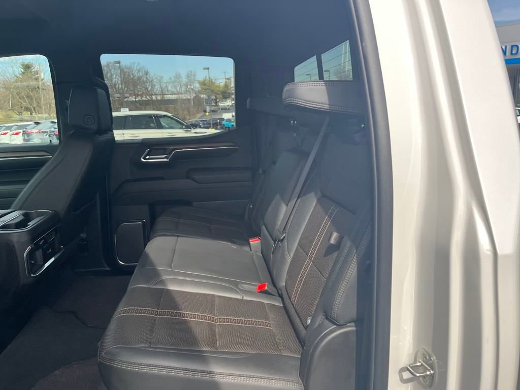 2024 Chevrolet Silverado 1500 High Country photo 22