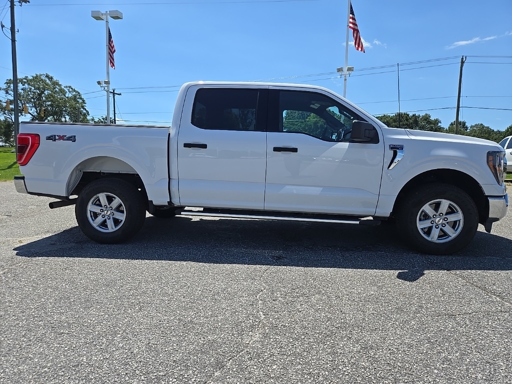 2023 Ford F-150 XLT photo 2