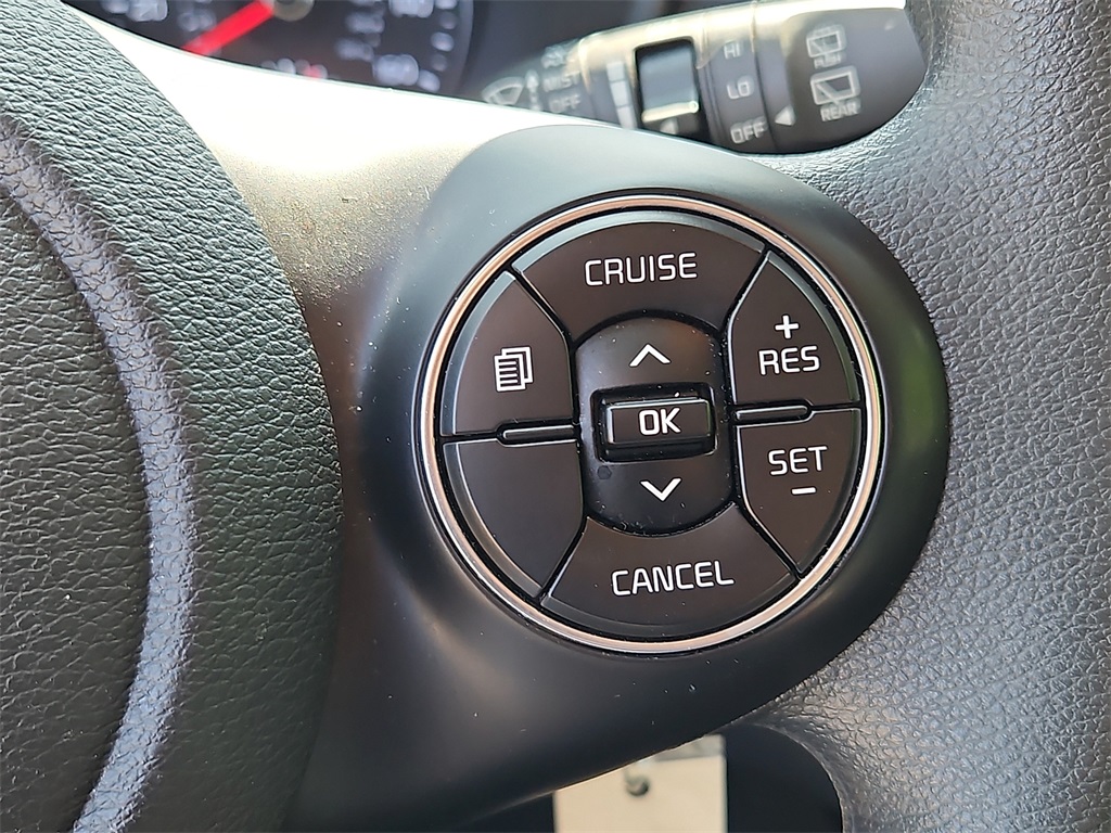 2022 Kia Soul LX photo 22