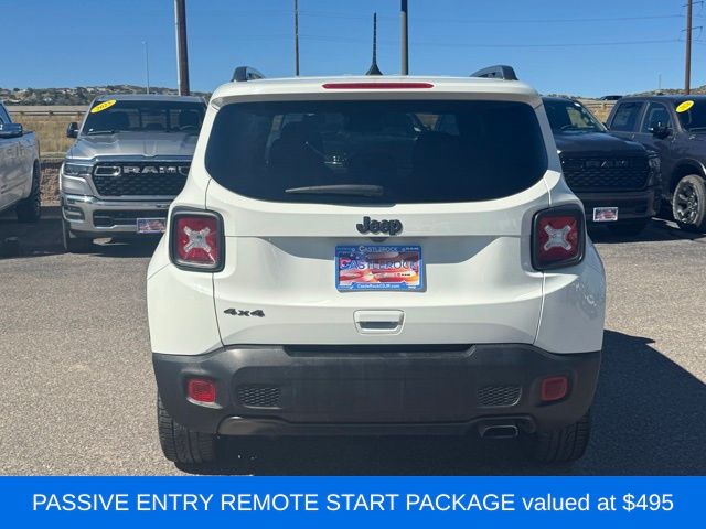 2021 Jeep Renegade Latitude photo 3