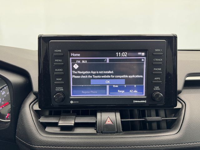 2021 Toyota RAV4 LE photo 28