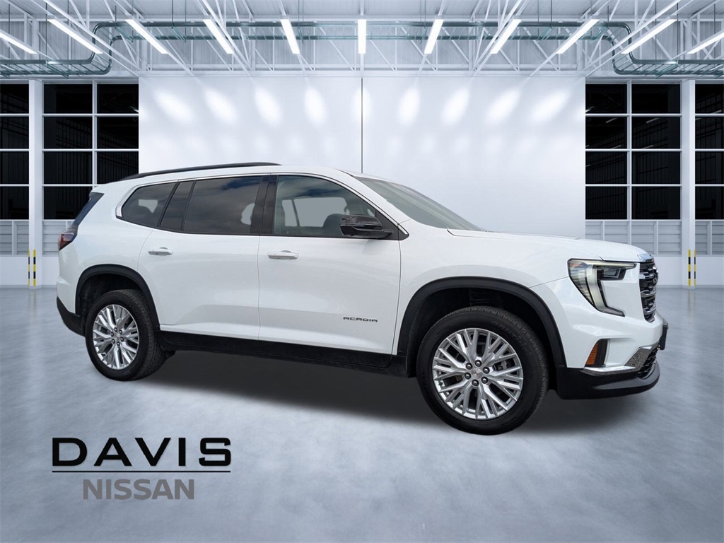 2024 GMC Acadia Elevation's photo