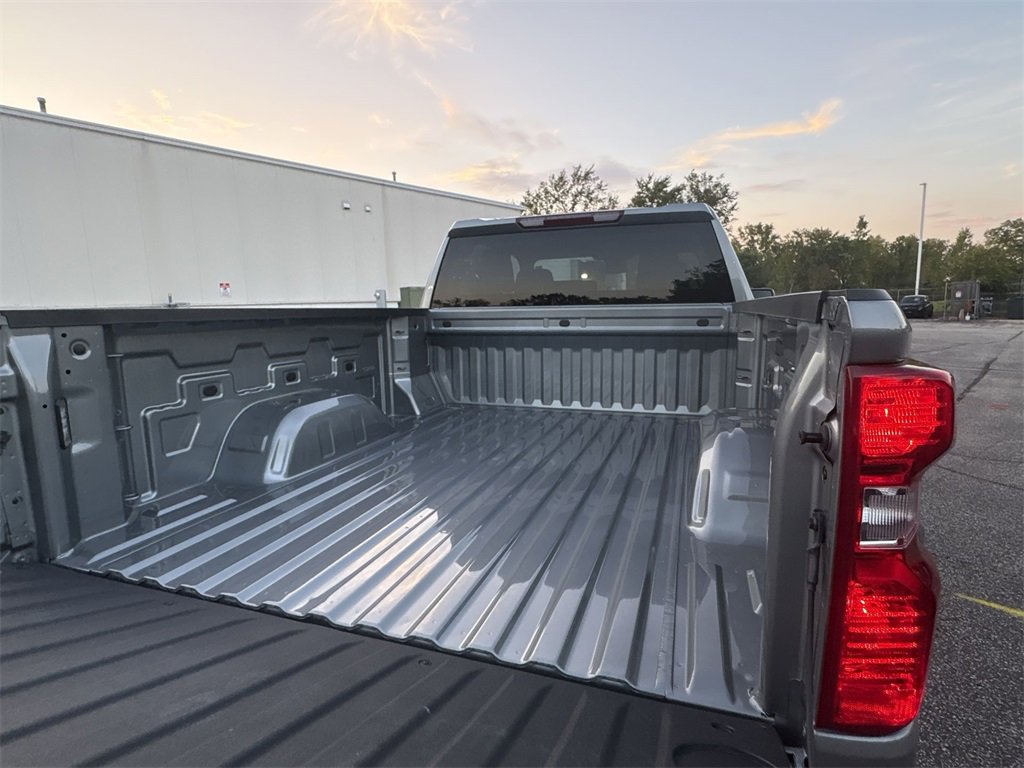 2026 Chevrolet Silverado 1500 LT photo 20