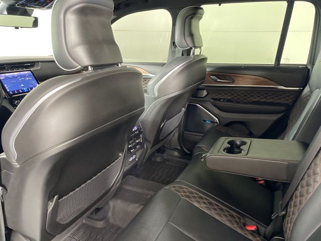 2023 Jeep Grand Cherokee Summit 4xe photo 34