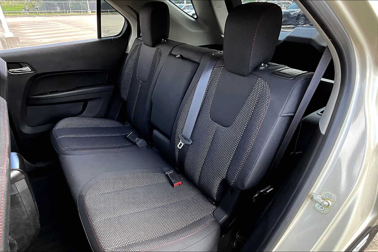 2013 Chevrolet Equinox LT photo 17