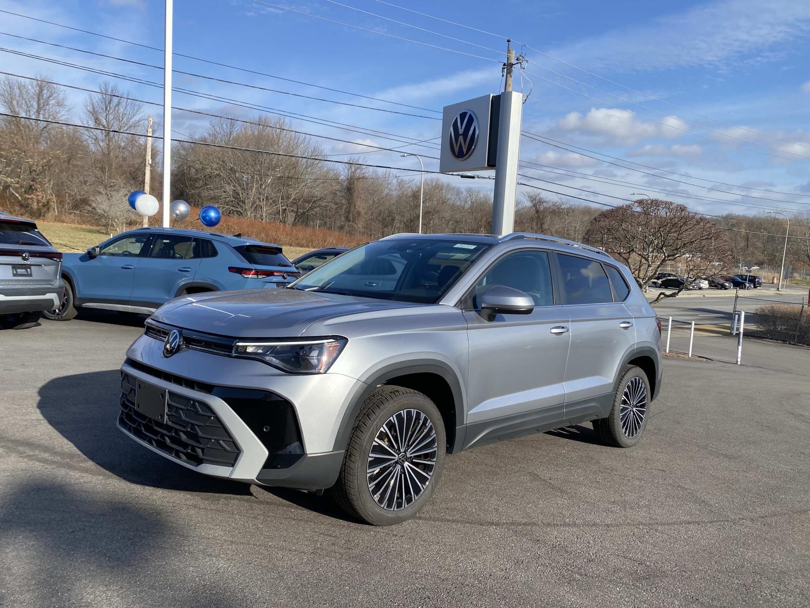 2025 Volkswagen Taos SE