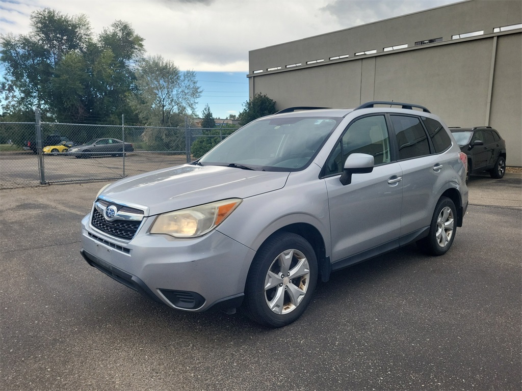 2014 Subaru Forester 2.5i Premium photo 4