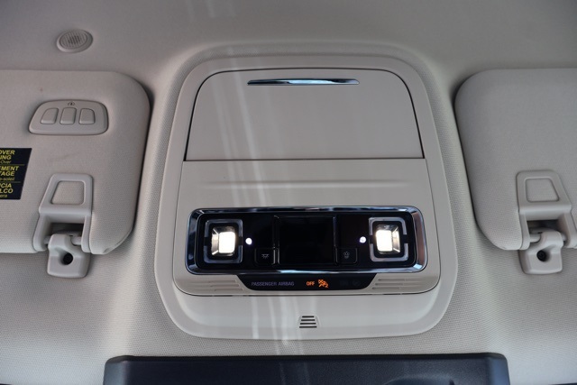 2022 Lincoln Corsair Standard photo 25