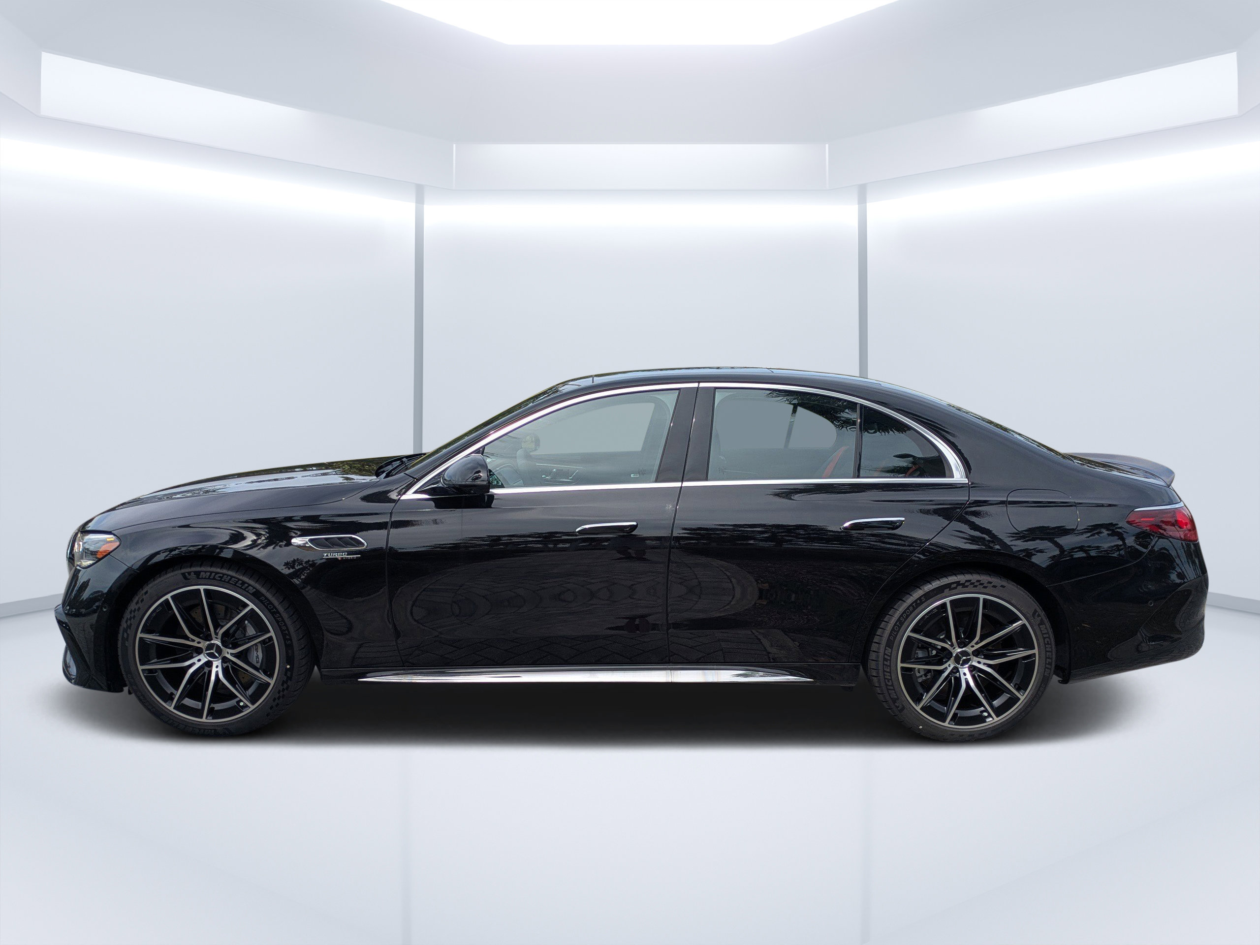 2025 Mercedes Benz E AMG 53 4MATIC photo 9
