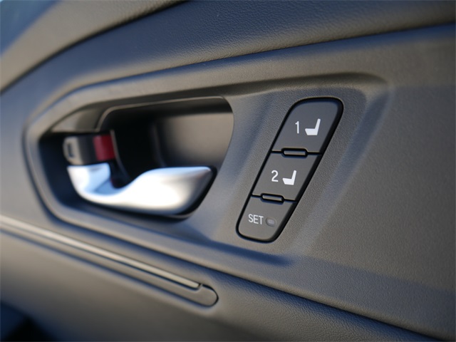 2025 Honda Accord Hybrid EX-L photo 28