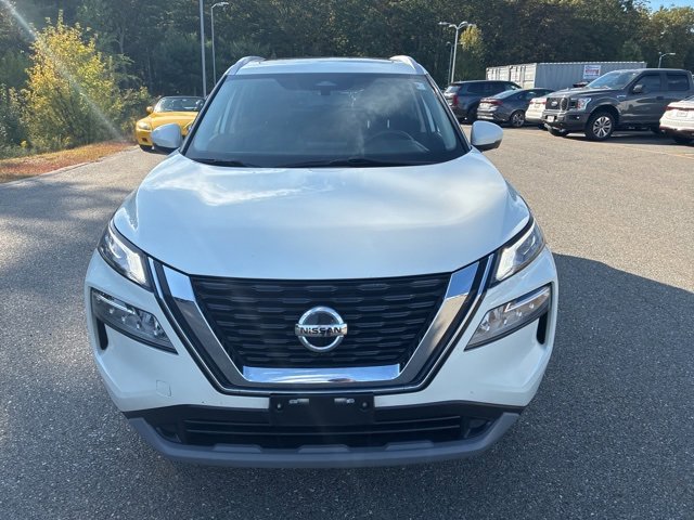 2021 Nissan Rogue SV photo 2