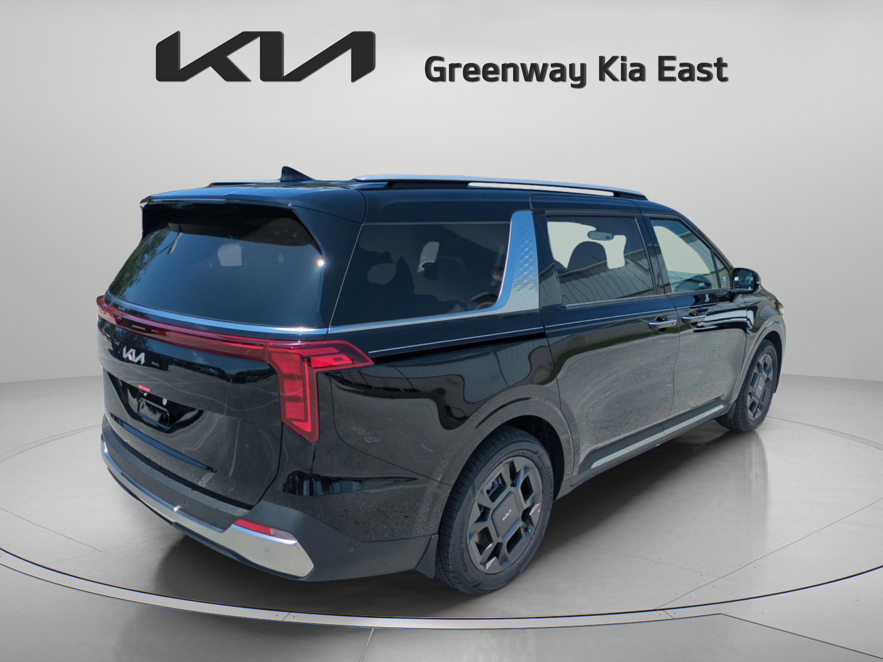 2026 Kia Carnival SX photo 7