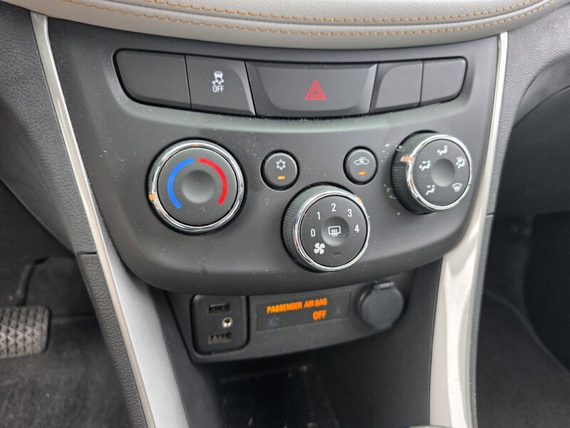 2020 Chevrolet Trax LT photo 20