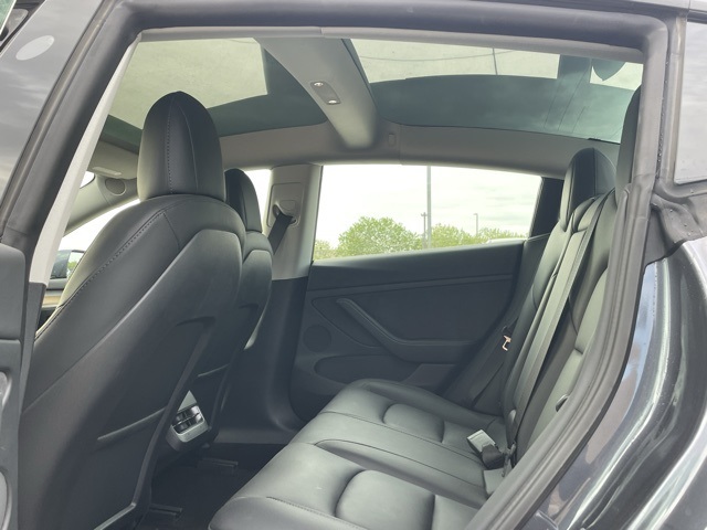 2022 Tesla Model 3 photo 4
