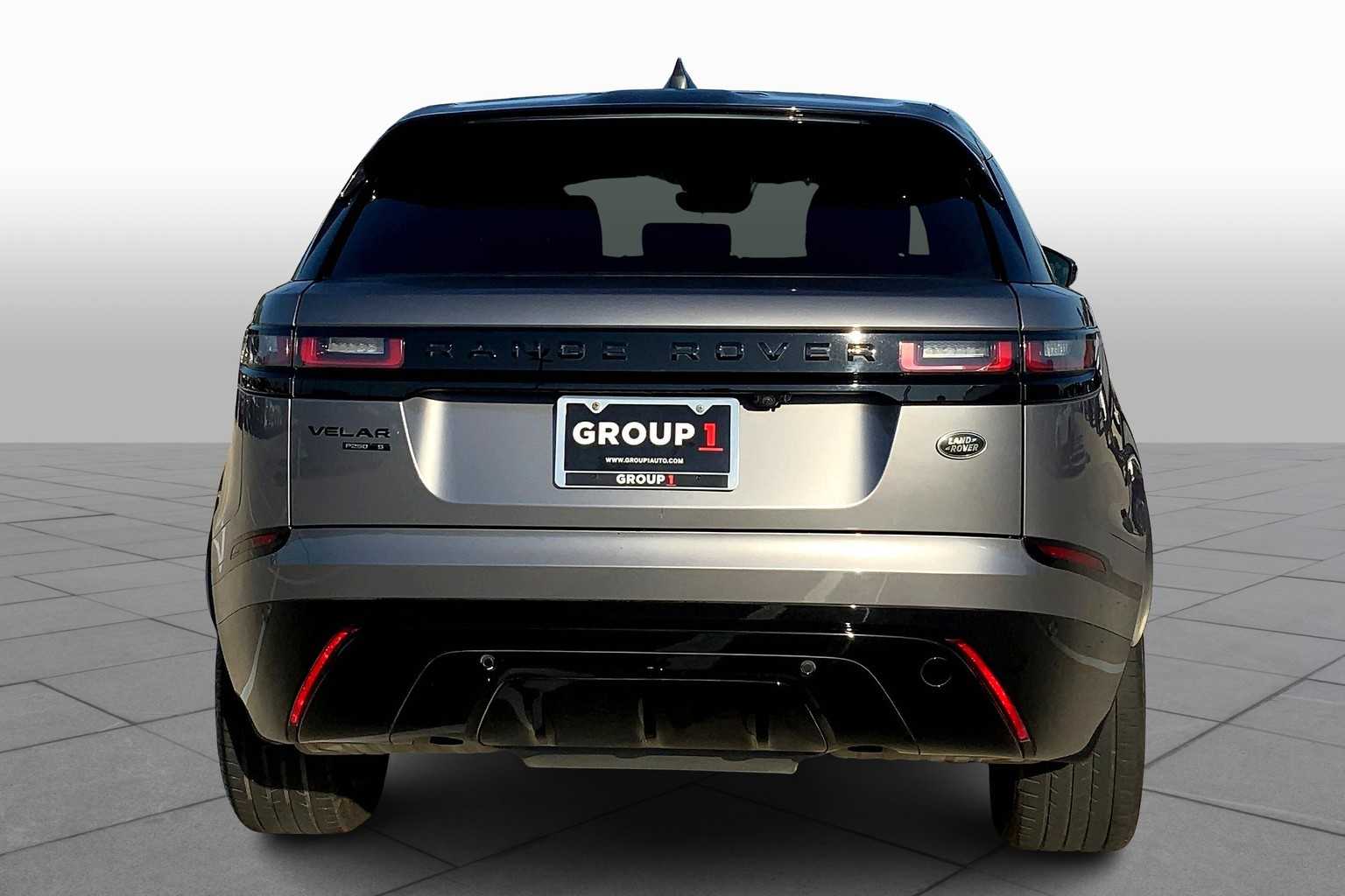 2020 Land Rover Range Rover Velar R-Dynamic S photo 4