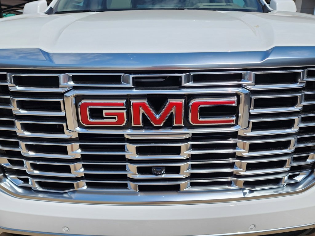 2026 Gmc Yukon XL Denali photo 8