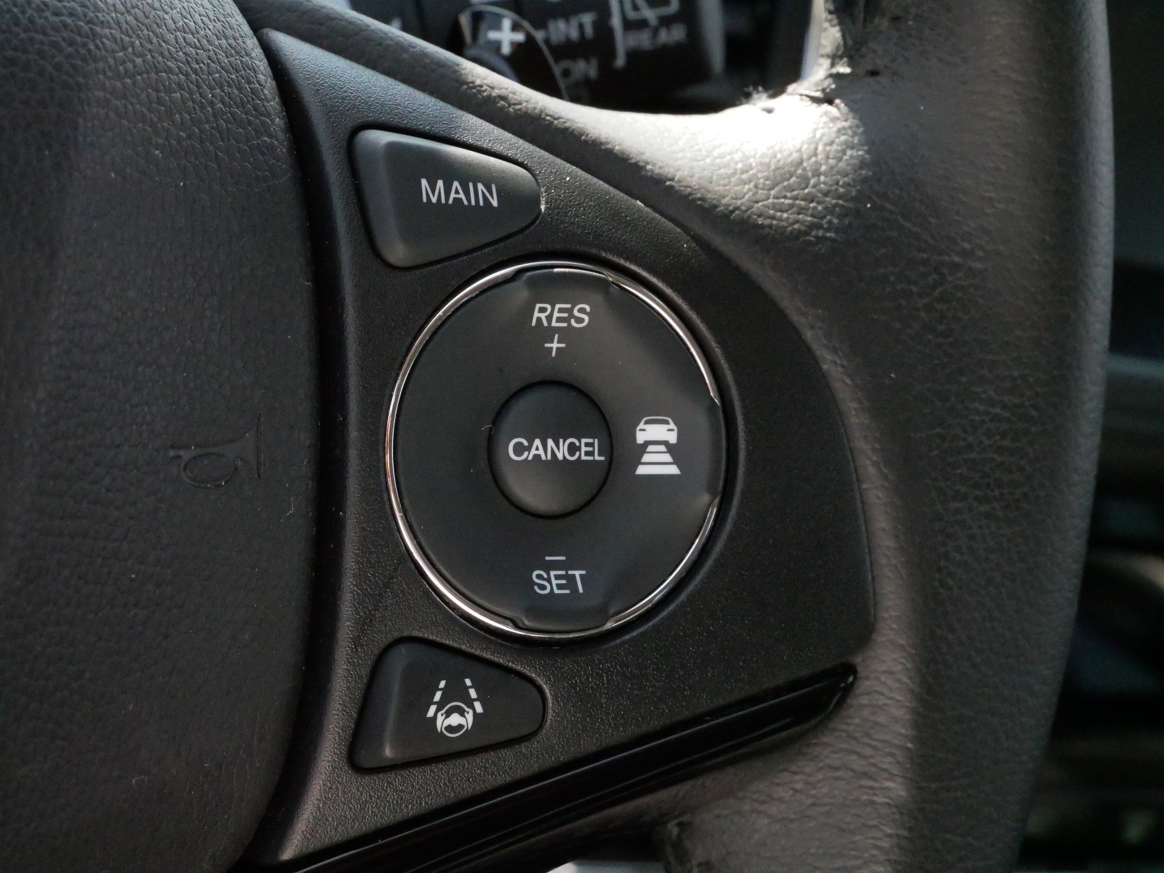 2020 Honda HR-V Touring photo 25