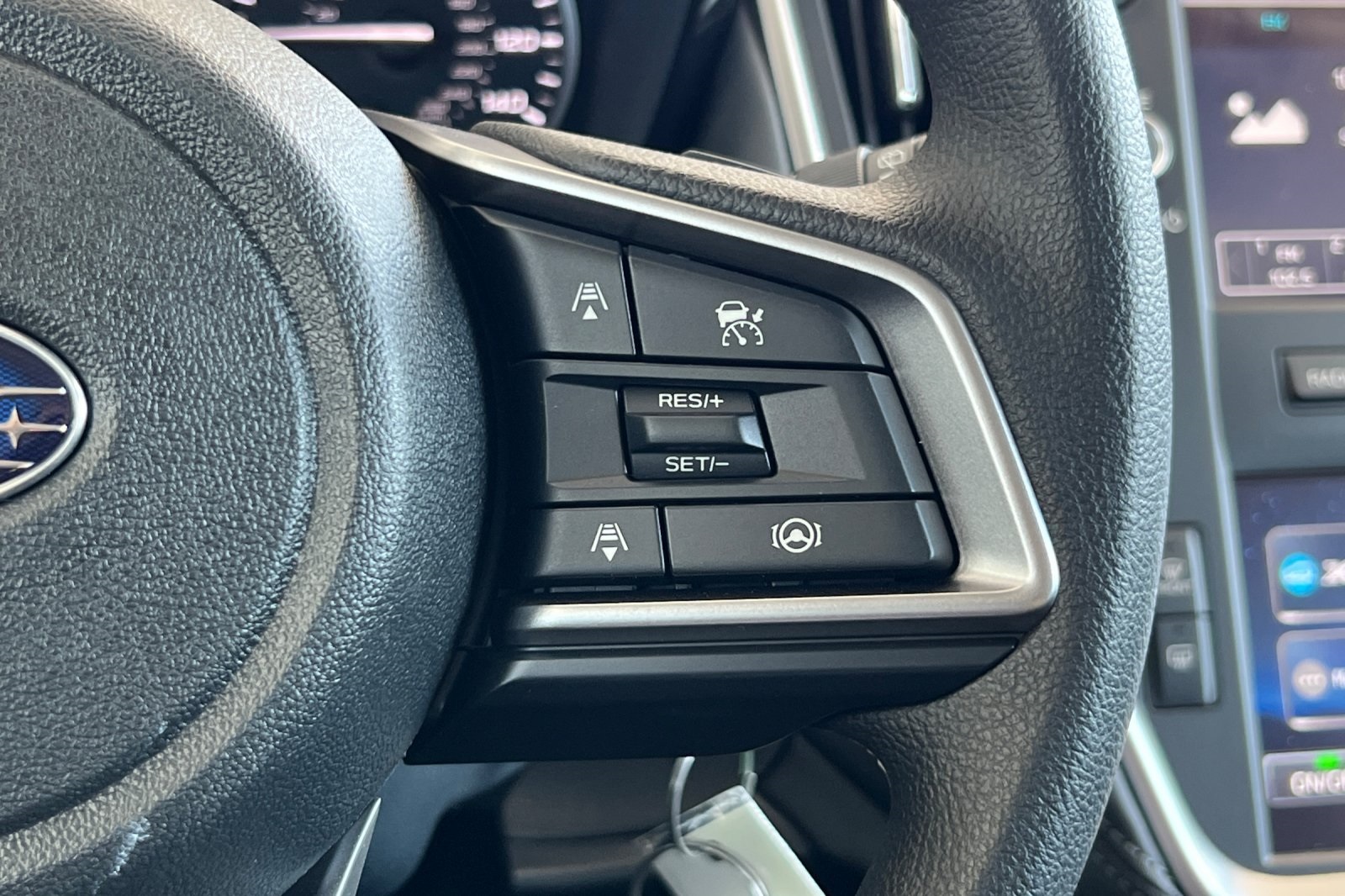 2025 Subaru Outback Base photo 50