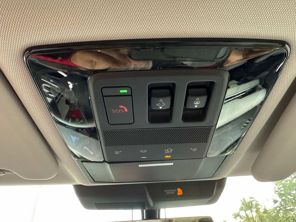 2025 Mitsubishi Outlander SEL GT photo 37
