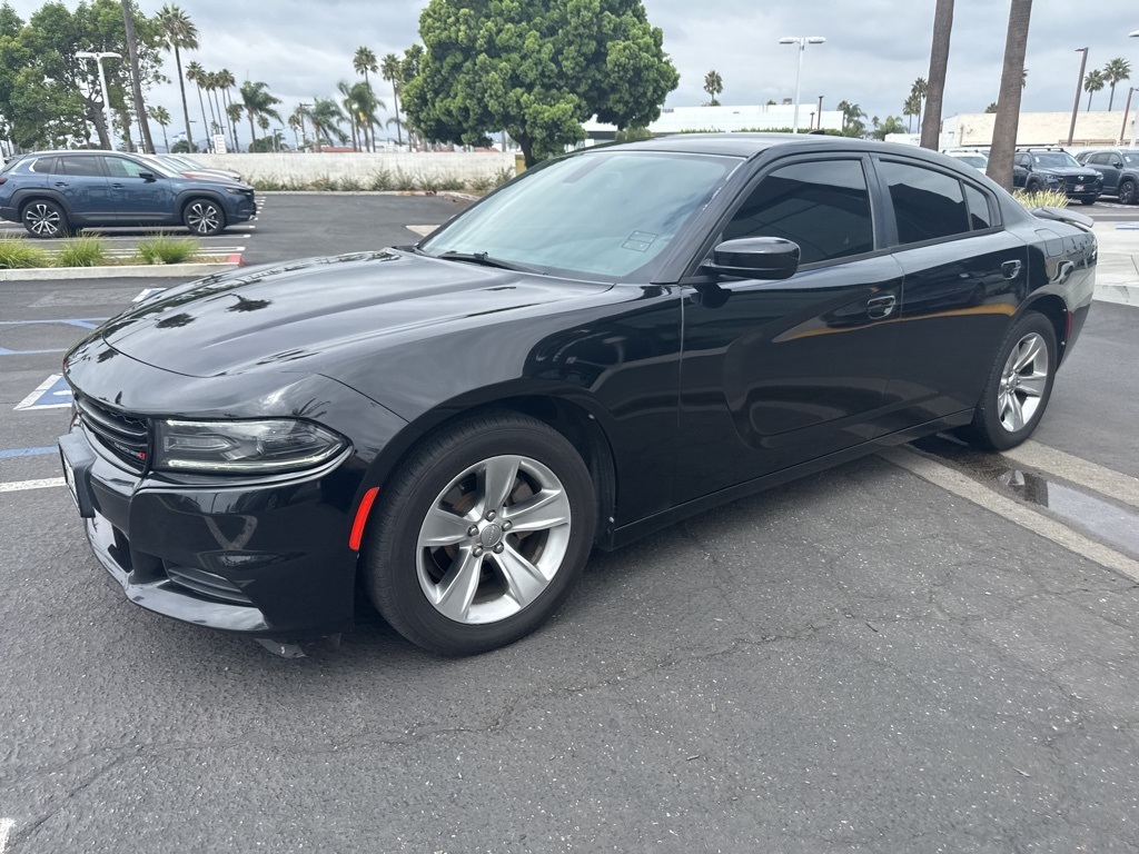 2017 Dodge Charger SXT photo 12