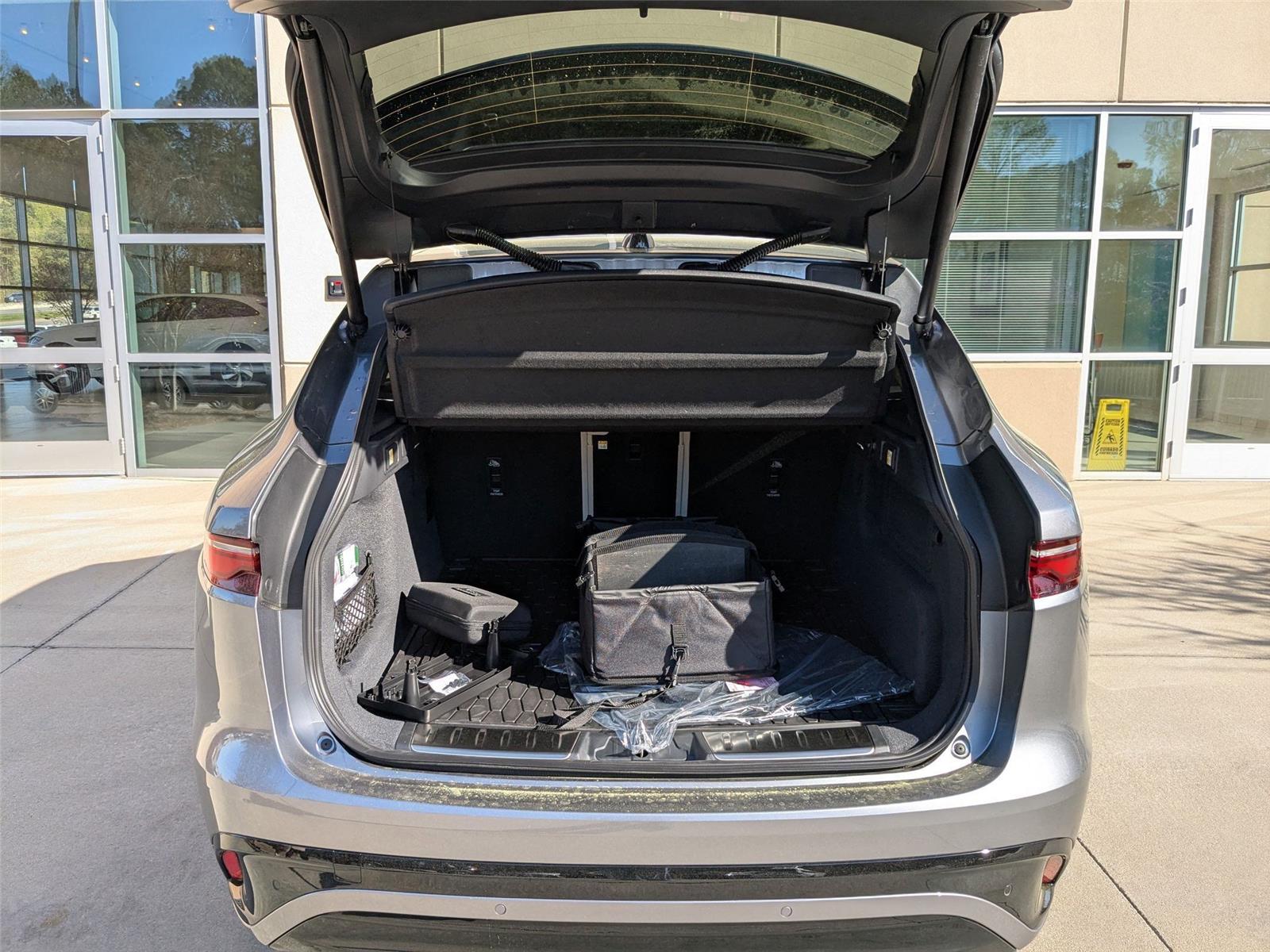2026 Jaguar F-PACE P250 R-Dynamic S photo 25