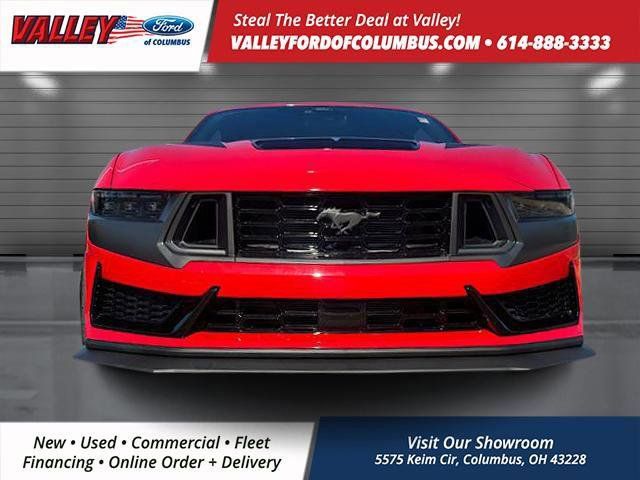 2025 Ford Mustang Dark Horse Premium photo 2