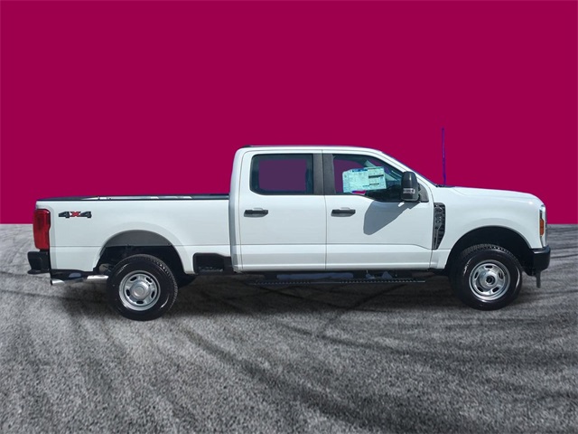 2025 Ford F-250 XL photo 3