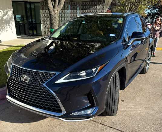 2022 Lexus RX 350's photo