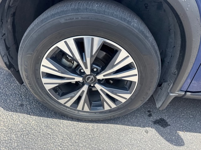 Used 2023 Caspian Blue Metallic Nissan SV image 28