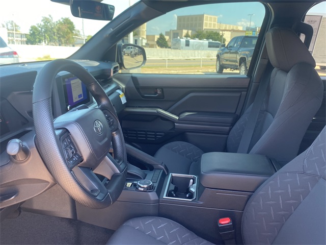 2025 Toyota Tacoma SR5 4x4 Double Cab photo 15