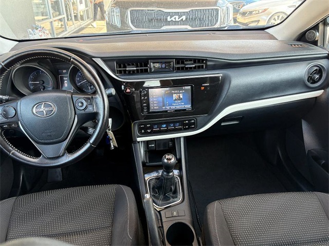 2016 Scion iM Base photo 25