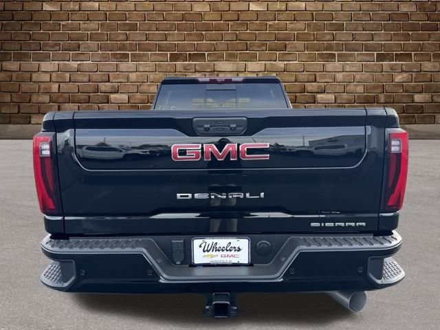 2026 Gmc Sierra 2500 HD Denali photo 4