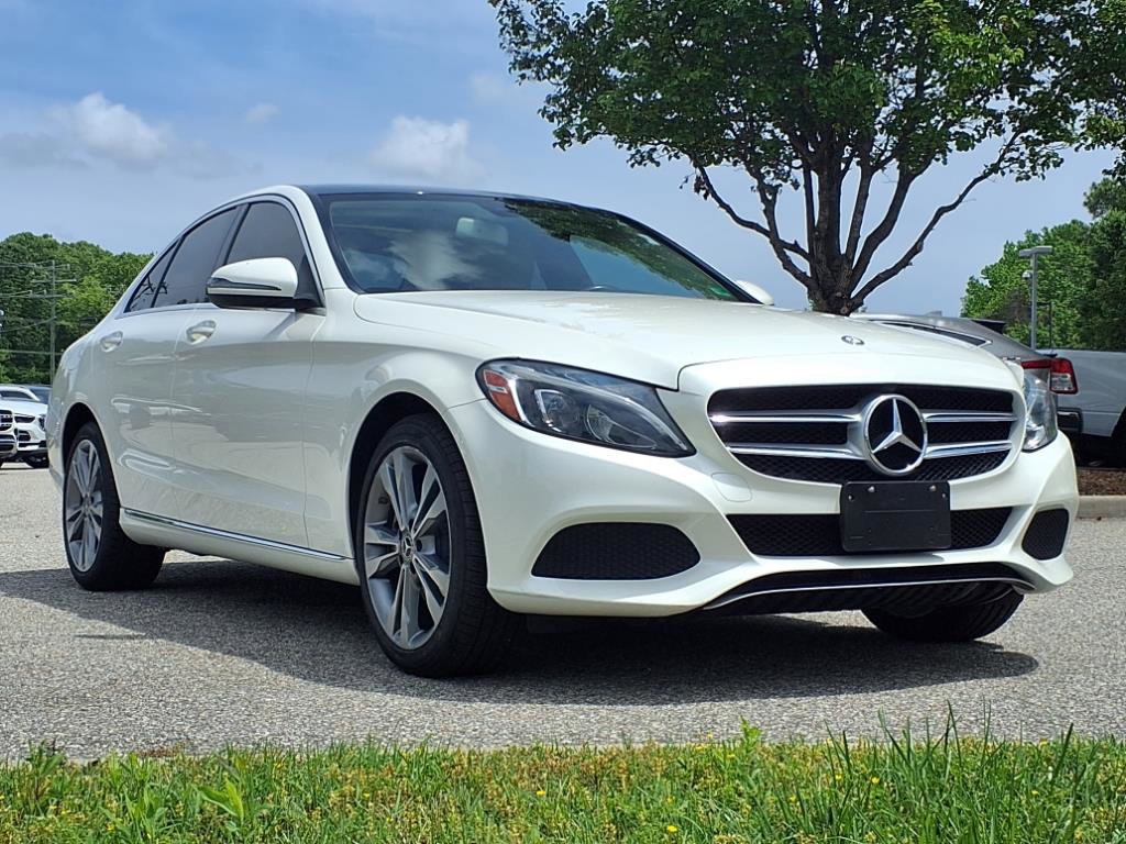 2017 Mercedes Benz C 300 4MATIC photo 2