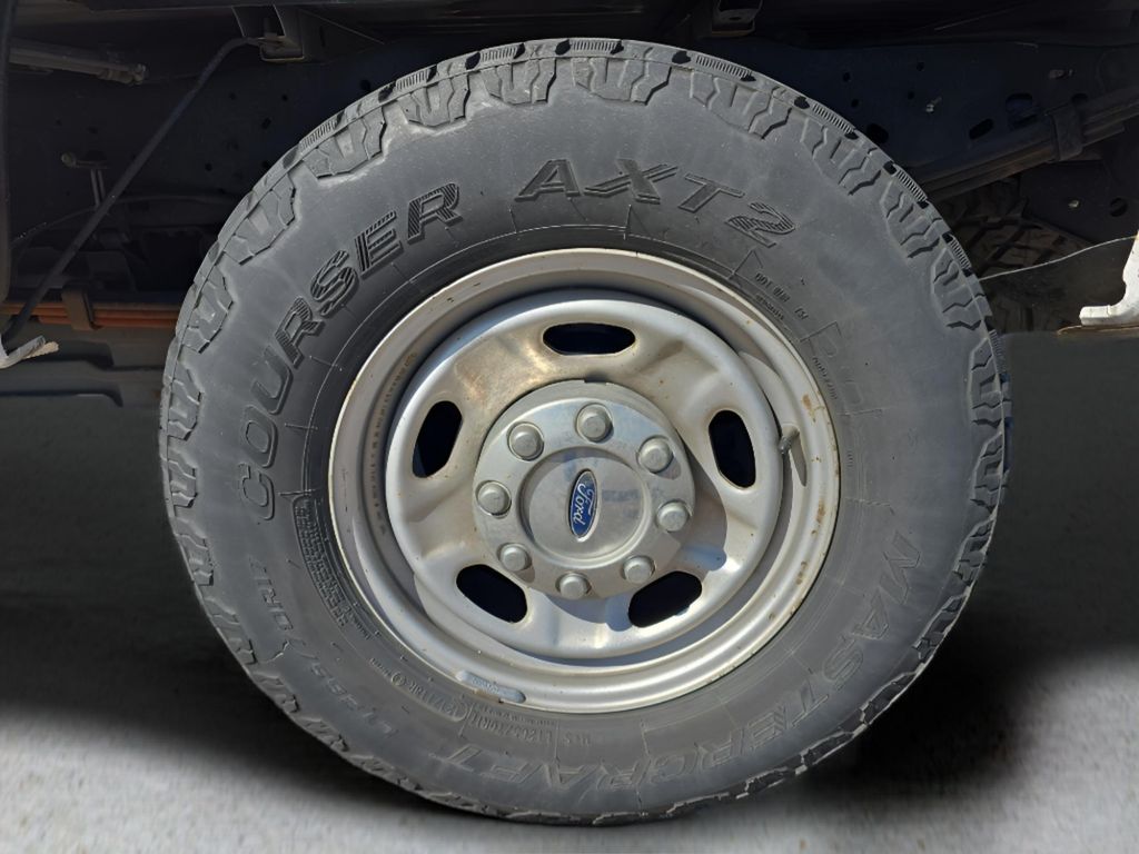 2015 Ford F-250 XL photo 15