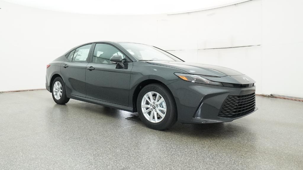 2026 Toyota Camry LE photo 30