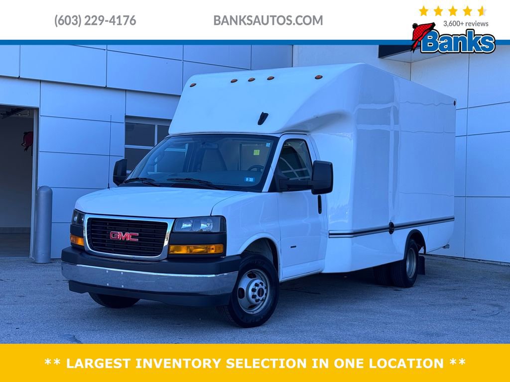 2024 GMC Savana Cutaway Work Van's photo
