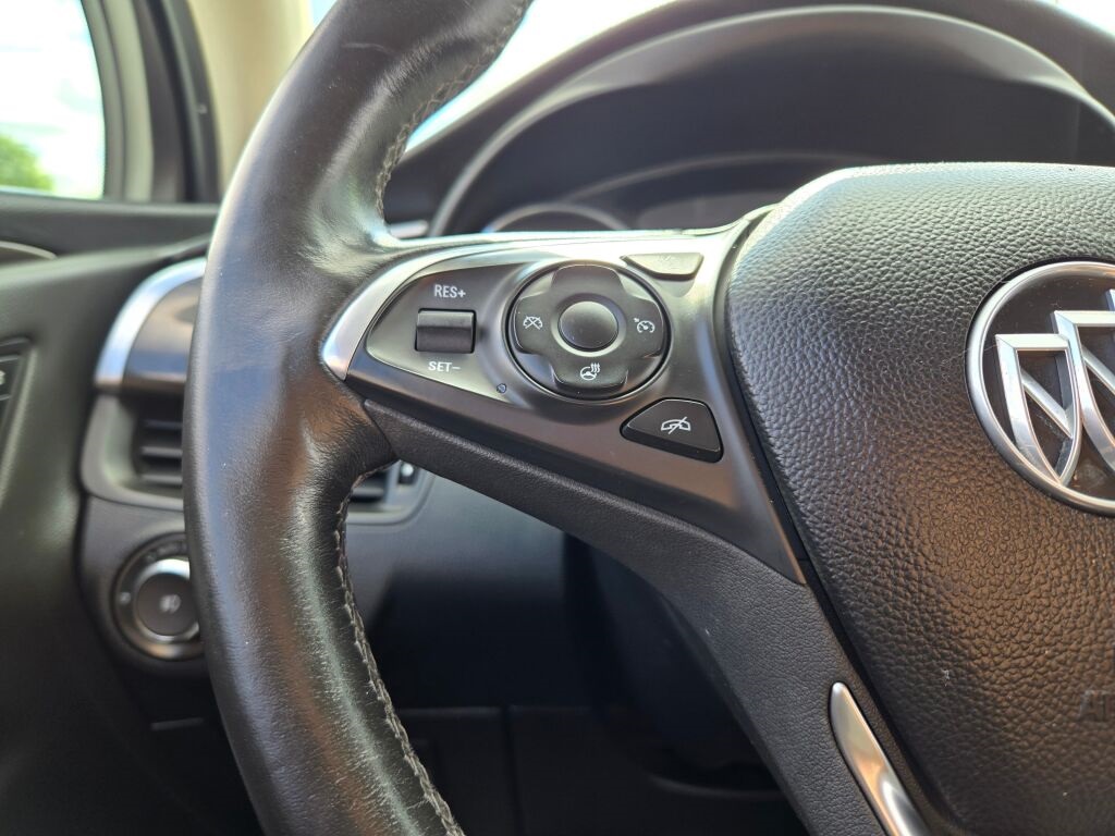 2019 Buick Envision Essence photo 27