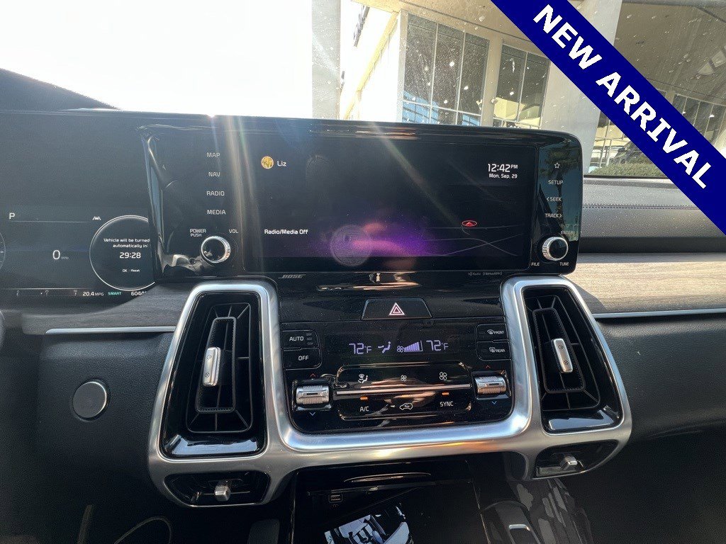 2022 Kia Sorento X-Line SX Prestige photo 11
