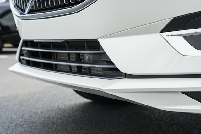 2021 Volvo XC60 Inscription photo 14