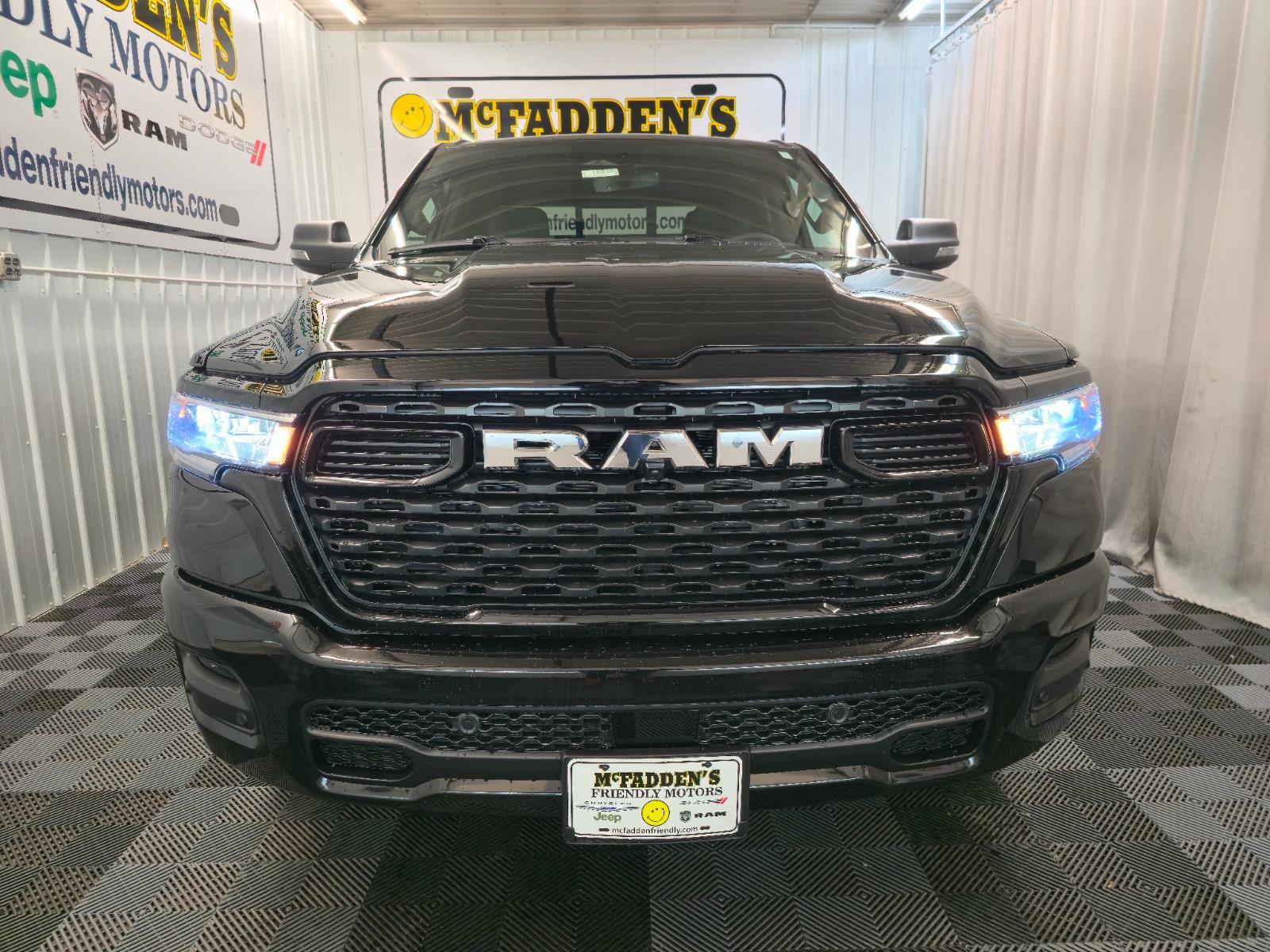 2025 Ram 1500 Big Horn photo 5