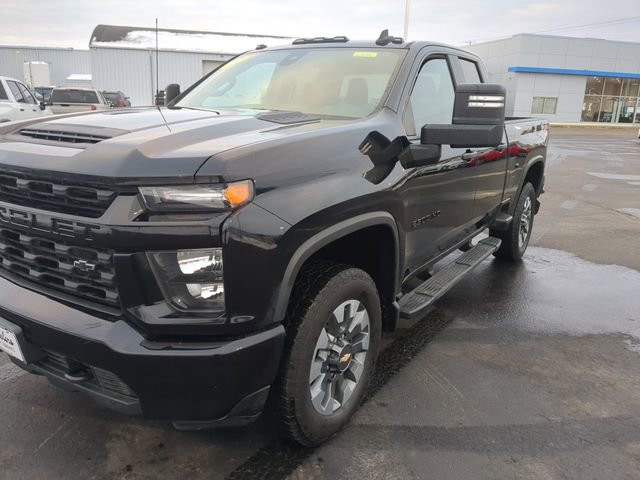 2022 Chevrolet Silverado HD Custom's photo