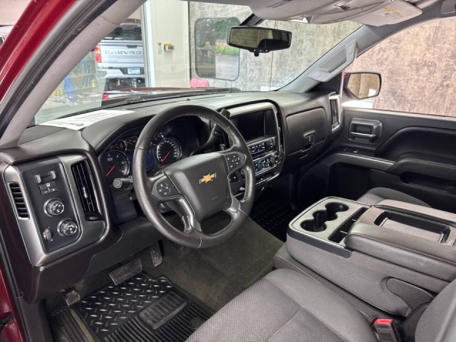 2016 Chevrolet Silverado 1500 LT photo 4