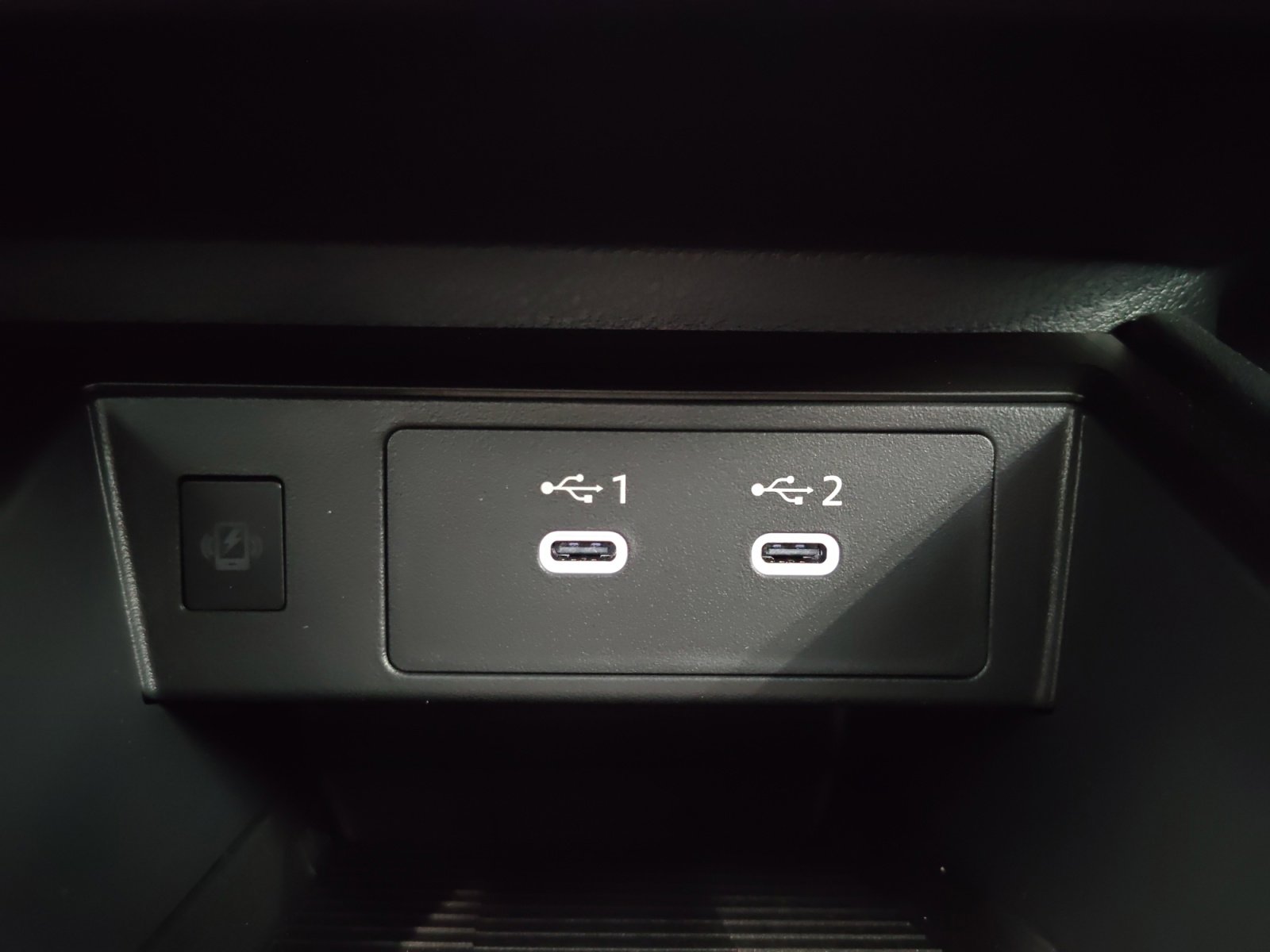 2026 Nissan Kicks SV photo 13