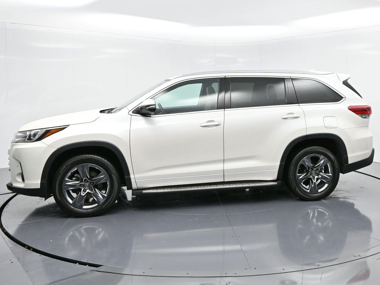 2018 Toyota Highlander Limited Platinum photo 4