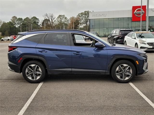 2025 Hyundai Tucson SEL photo 2