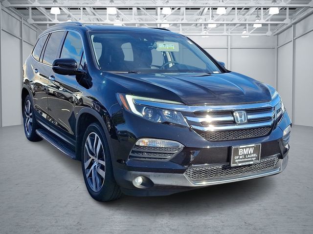 2016 Honda Pilot Elite photo 3