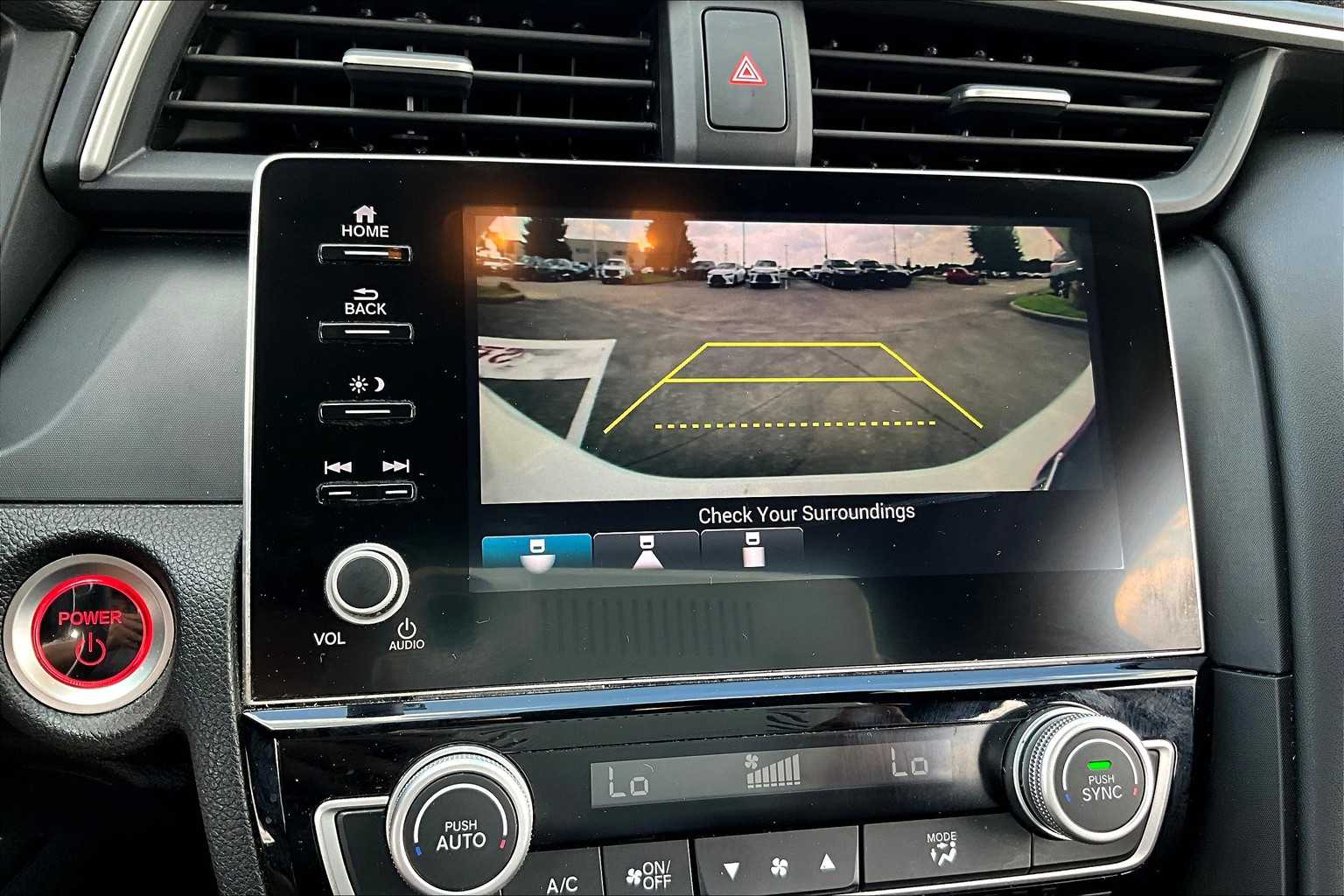 2019 Honda Insight Touring photo 24