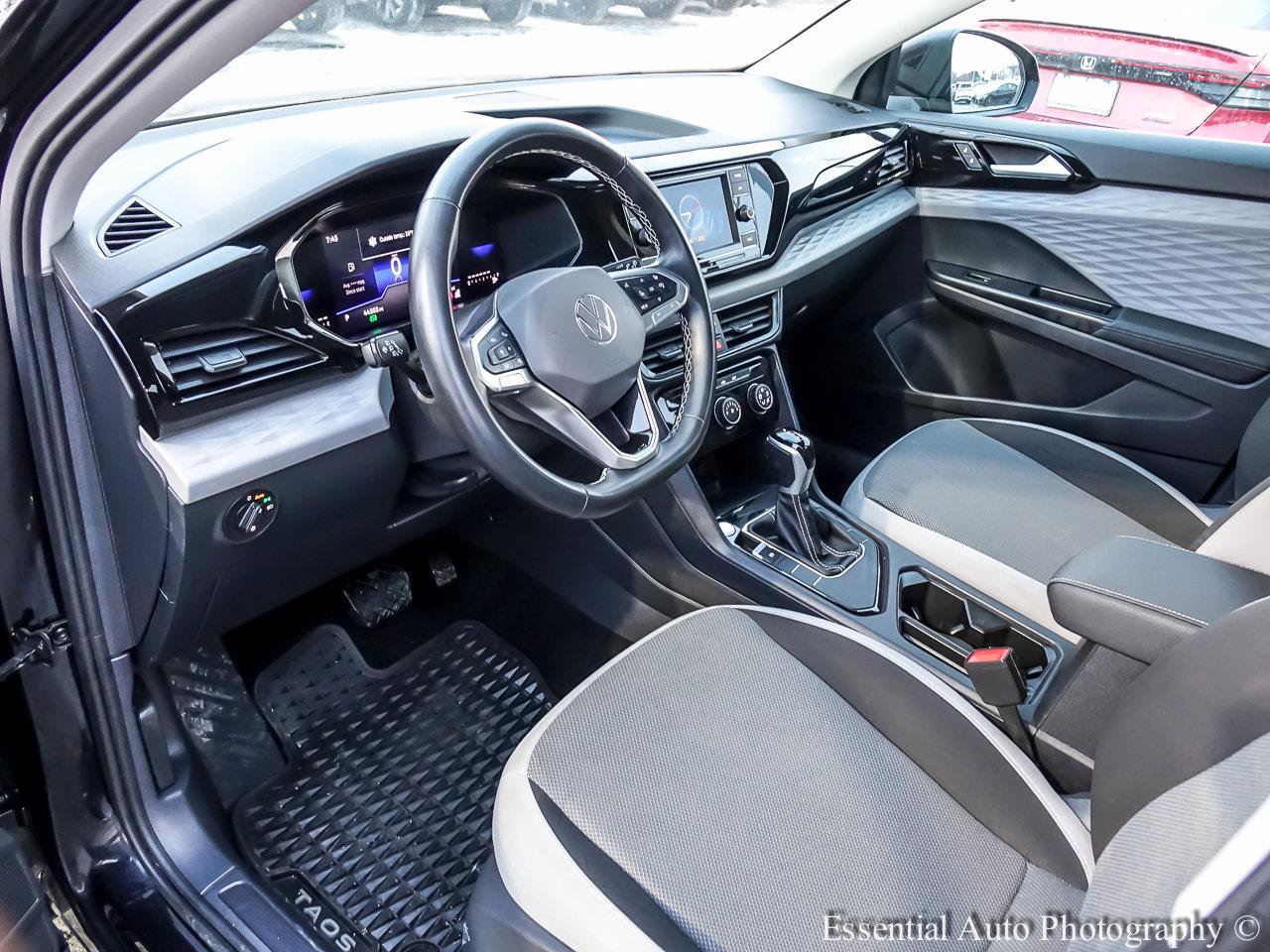 2024 VOLKSWAGEN TAOS - Image 8